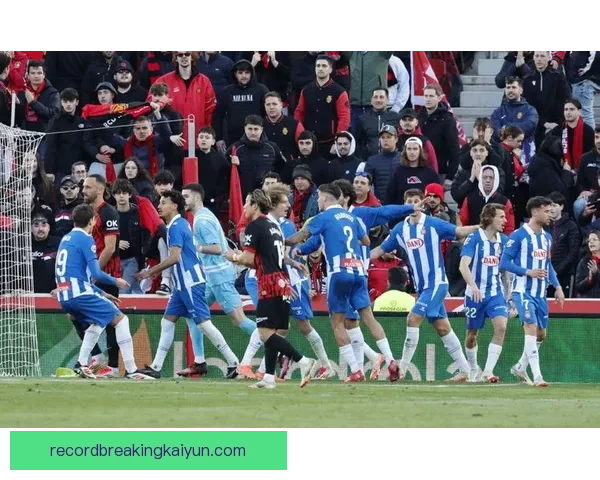 西班牙队在欧洲区预选赛中状态回暖，目标直指世界杯决赛圈。